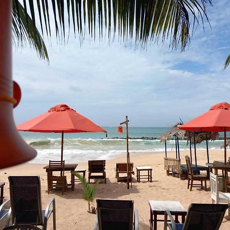 Blue Horizon Beach Hotel Tangalle Extérieur photo