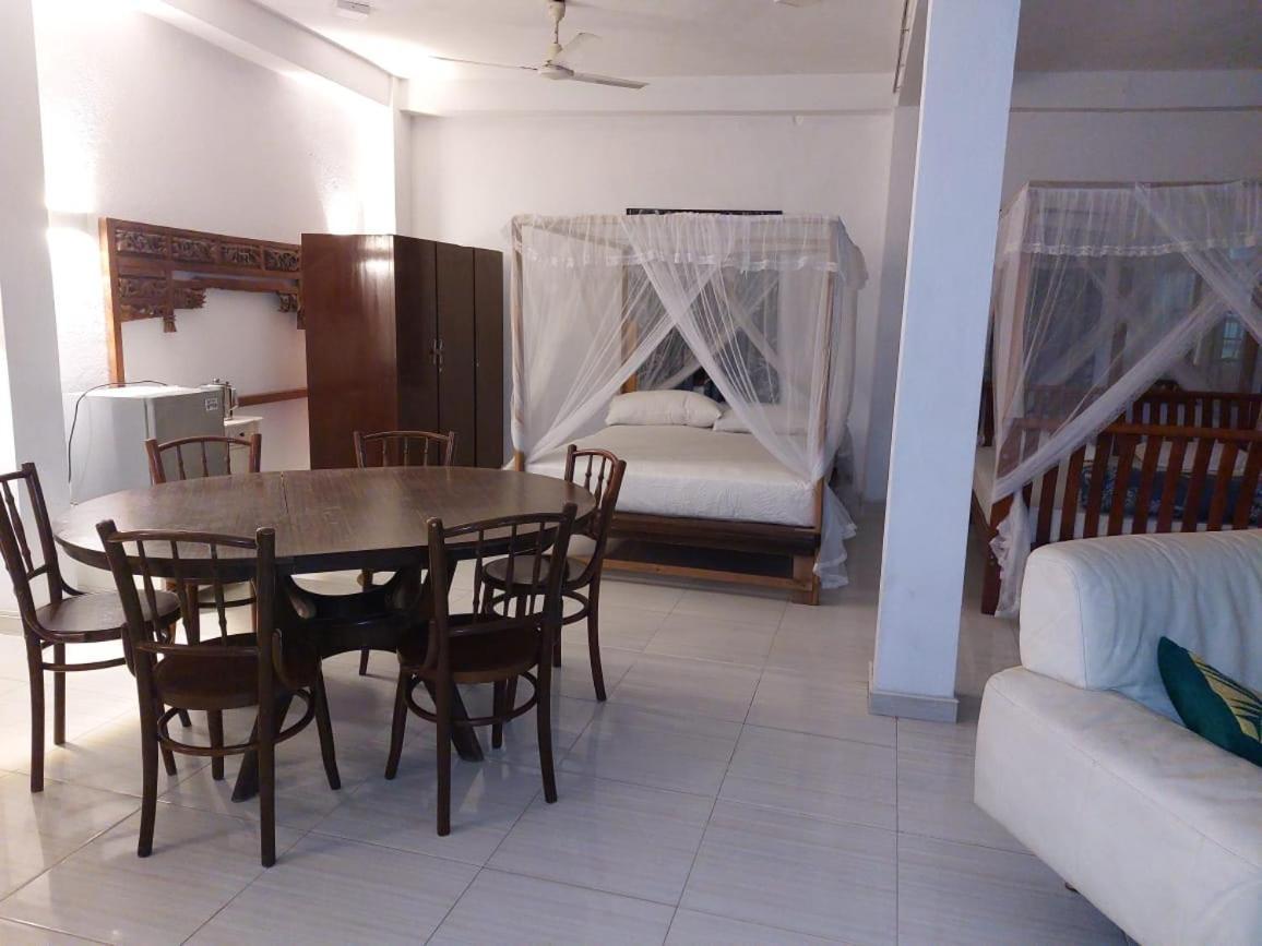 Blue Horizon Beach Hotel Tangalle Extérieur photo