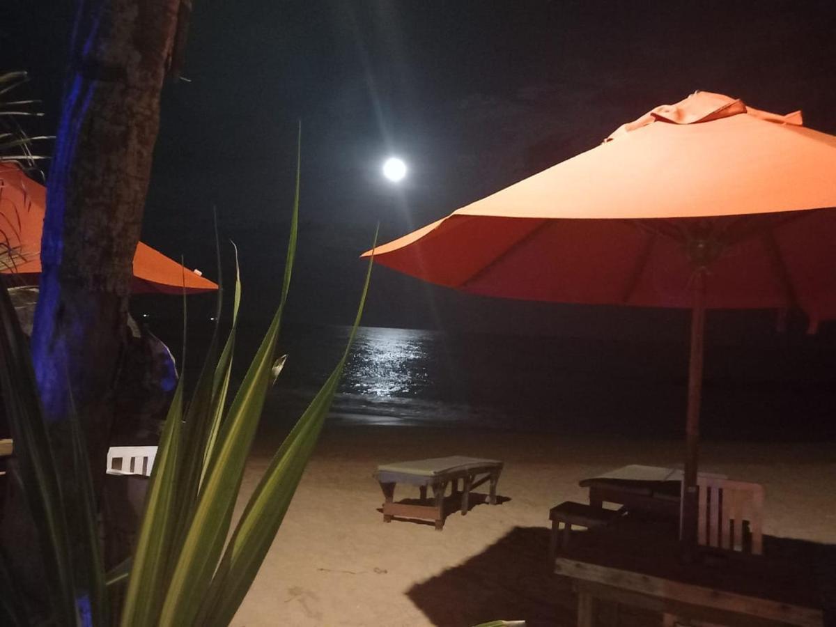 Blue Horizon Beach Hotel Tangalle Extérieur photo