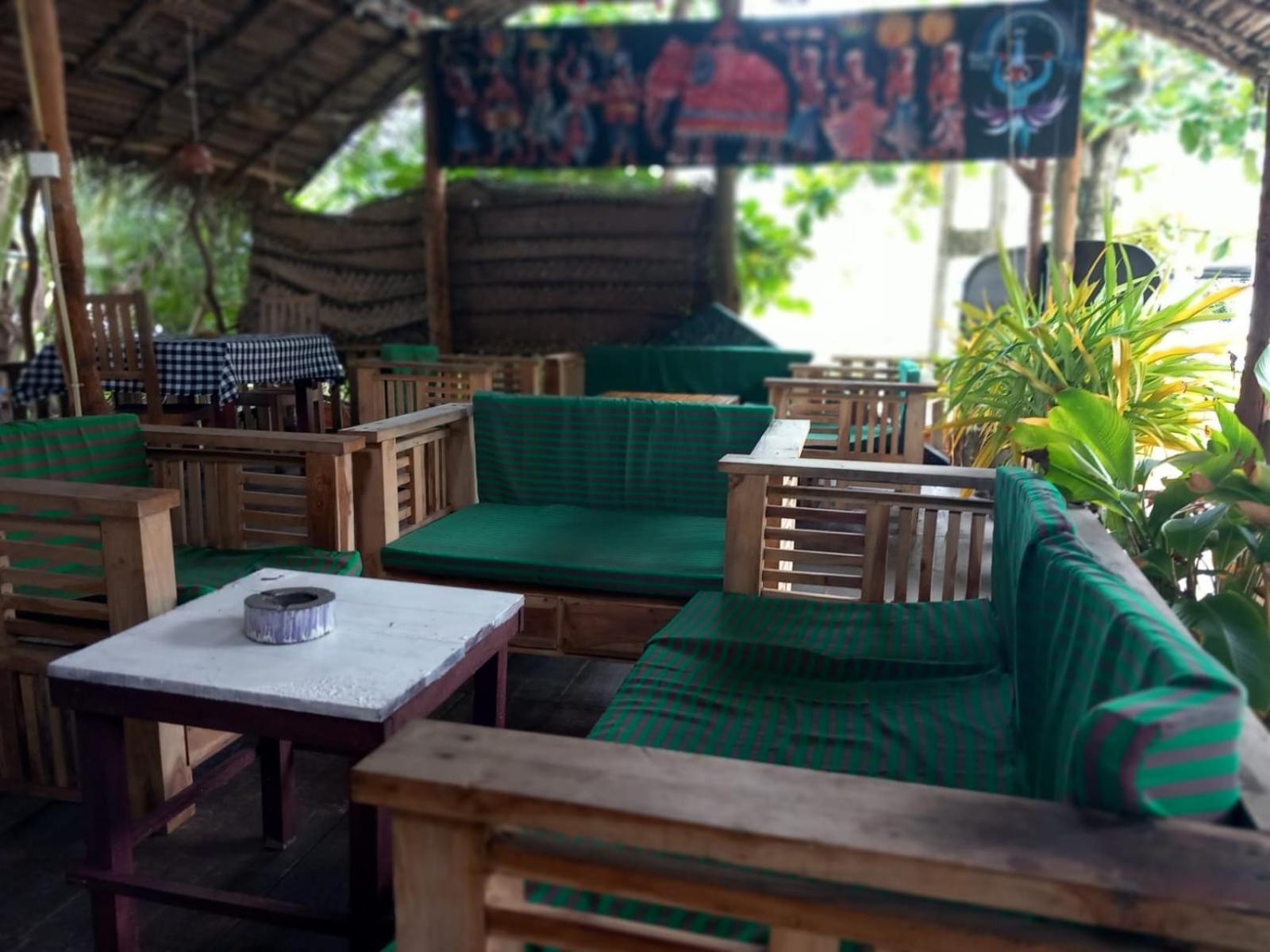 Blue Horizon Beach Hotel Tangalle Extérieur photo